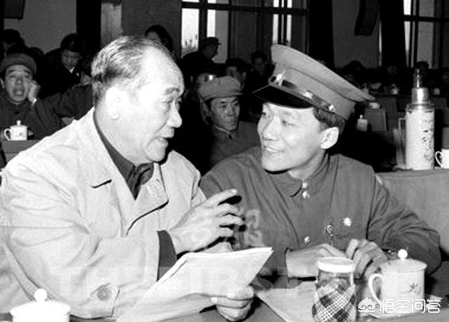 八哥网:侯宝林和马三立相比，你认为谁的相声艺术成就更高？