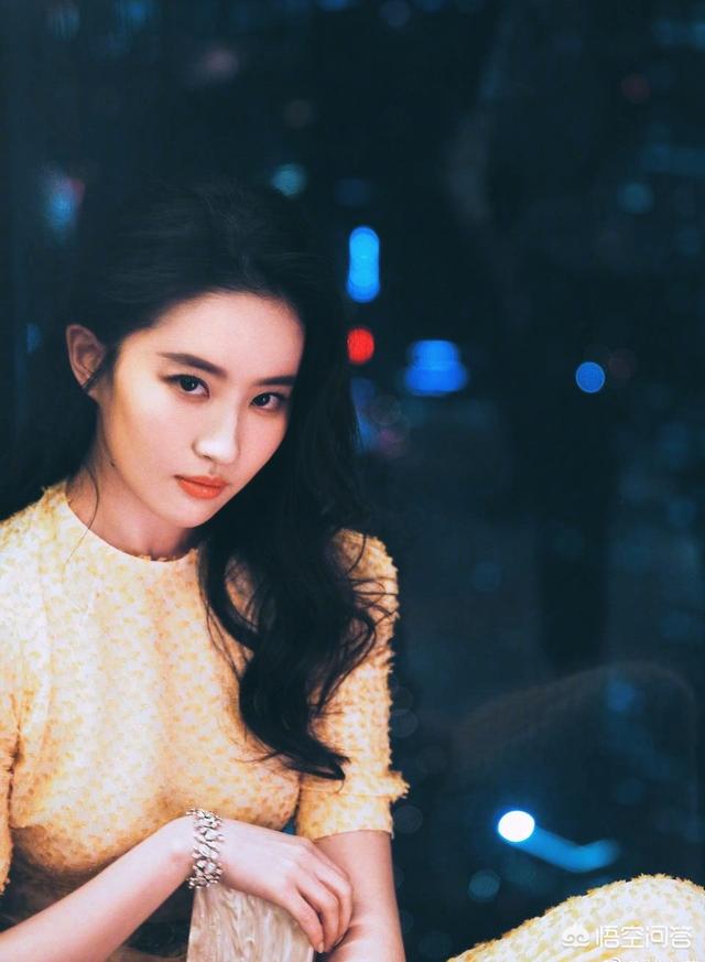 见过刘亦菲真人是什么样的感觉？