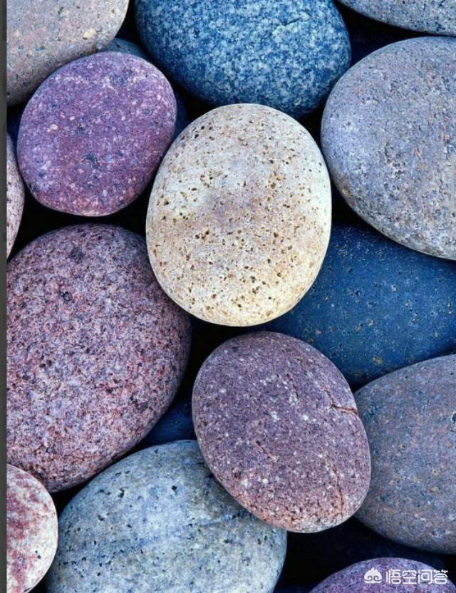 假玉石怎么做出来的,和田玉籽料的假毛孔是如何做出来的？