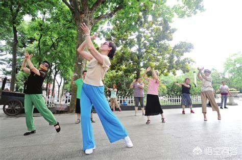 石家庄吴迪事件:石家庄某公园老人晨练扰民，被“诅咒”，老人锻炼有错吗？