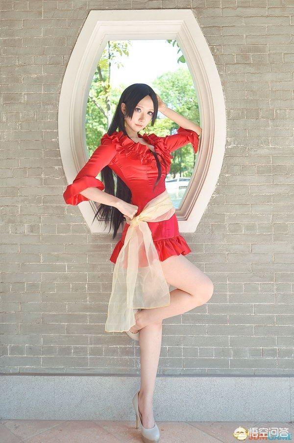 黄靖翔:截至2018年3月，包括日本和中国，最火的coser是谁？
