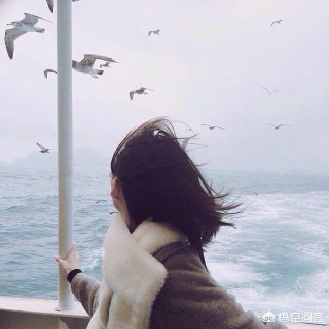 中年女士最近有很多白发,该怎么保养？