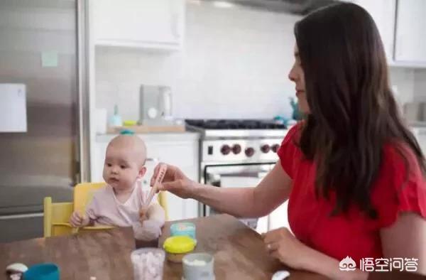 婴幼儿不让吃盐是不是伪科学，一岁之前不能给宝宝吃盐，你知道为什么嘛