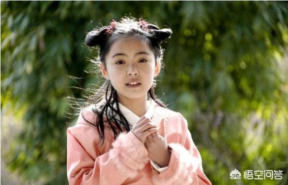 郭冠樱:郭柏鹭和关晓彤相比，谁是95后美女之首？