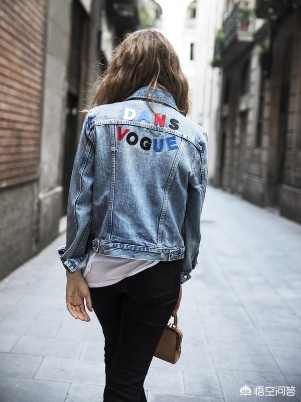 牛仔外套怎么搭配,今年流行的牛仔外套怎么穿搭？