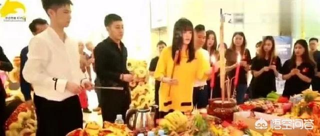 赵一涵:同是星二代，郭麒麟和赵一涵谁的发展更好哪个能撑起父辈的事业