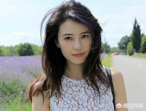 颧骨高:颧骨高的女生留什么样的发型好看