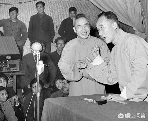 八哥网:侯宝林和马三立相比，你认为谁的相声艺术成就更高？