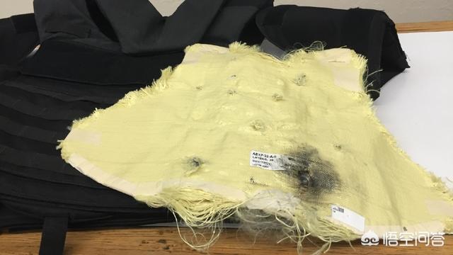 防弹衣的材料:防弹衣是如何抵挡子弹的射击的