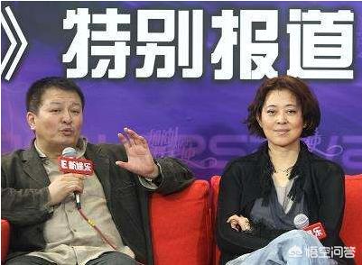 倪萍今年多大:倪萍盛装出席飞天奖获人搀扶，为何年近六旬还要到处奔波？