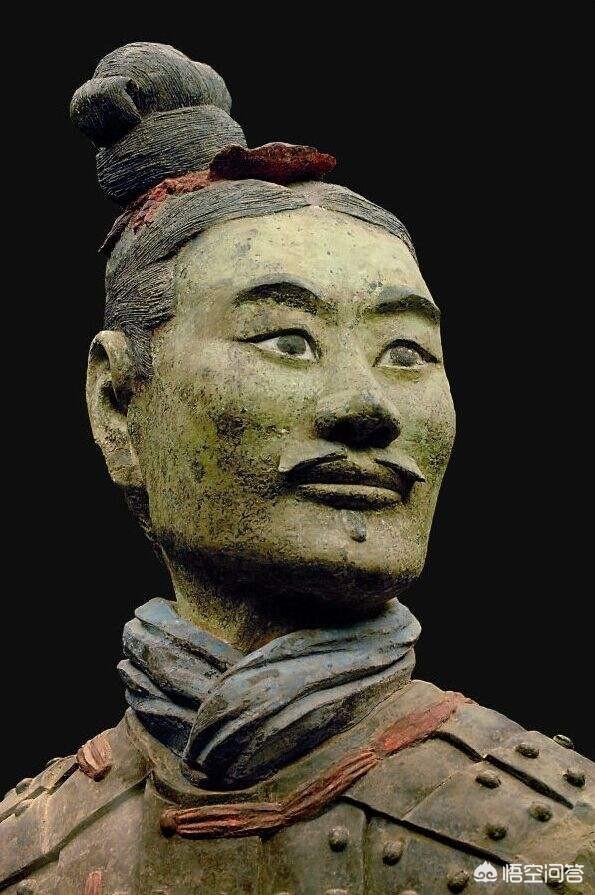兵马俑中,为啥有个绿脸俑？