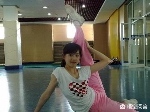 从校花到身价超500亿, 章泽天的成功之路是什么？