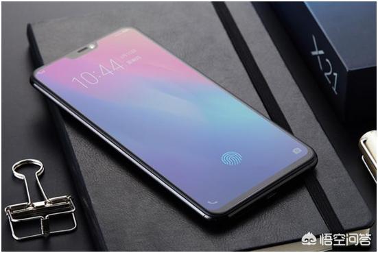 oppo手机和vivo手机哪个比较好？