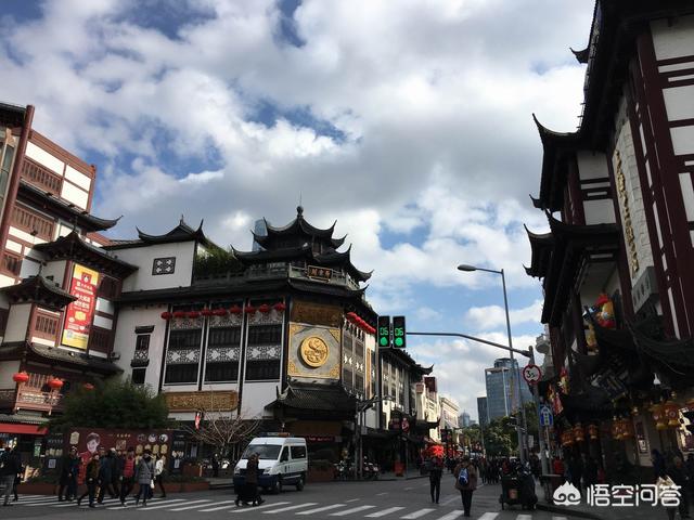 上海好玩的地方有哪些免费，上海省钱又好玩的地方有哪些去过的可以介绍一下