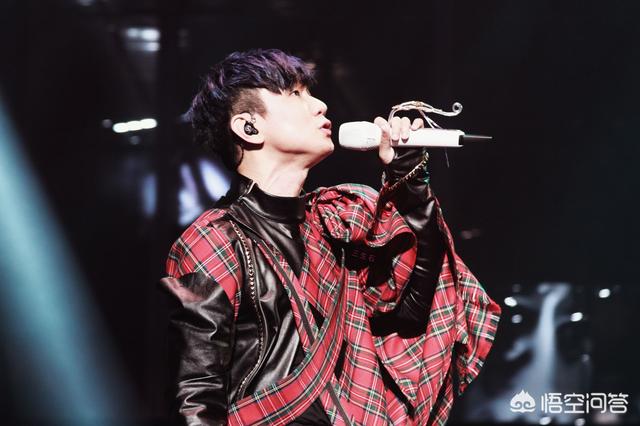 新歌被批曲风过时:为什么以前很火的歌星现在不出新歌了呢
