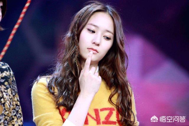 颧骨高:颧骨高的女生留什么样的发型好看
