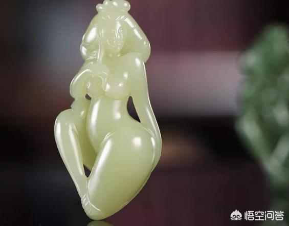 新疆黄玉,田黄玉解释，什么叫田黄玉？