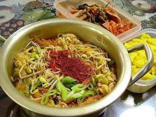 花美男拉面店:韩国人真的那么爱吃泡面吗韩国泡面和中国的有什么不同