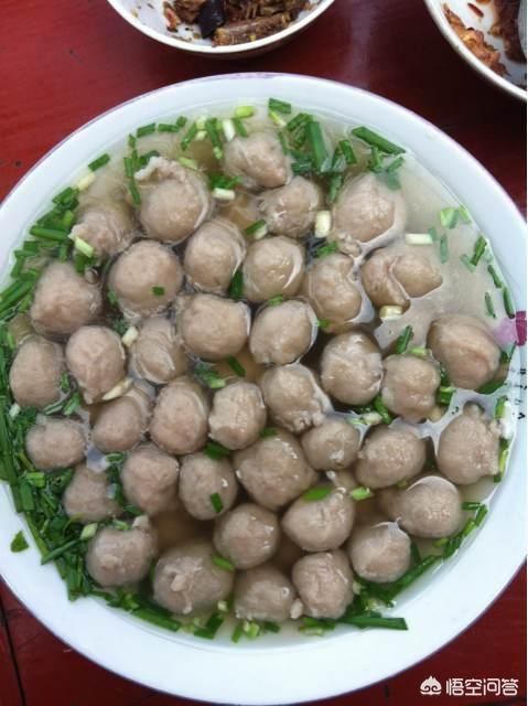 你家乡有哪些美食？这些菜有哪些特色？