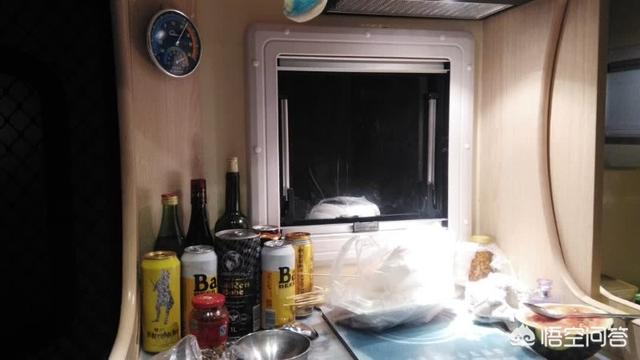 房车旅行灵异事件:看到网上很多人开房车旅游，感觉很潮，开房车旅游到底好不好？
