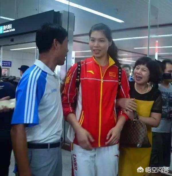 网爆郎平为昔日弟子徐云丽没钱治疗伤病，而非常生气和痛心，对这件事情，你怎么看？