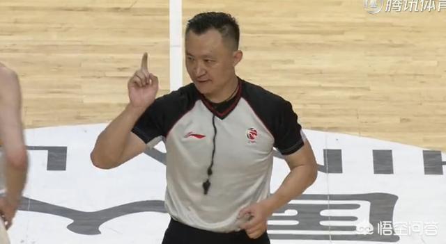 乔柏华:闫军、乔龙升，谁是CBA第一金哨