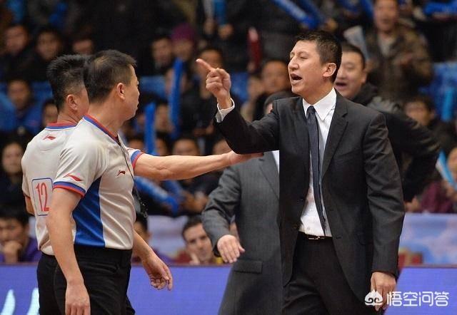 乔柏华:闫军、乔龙升，谁是CBA第一金哨