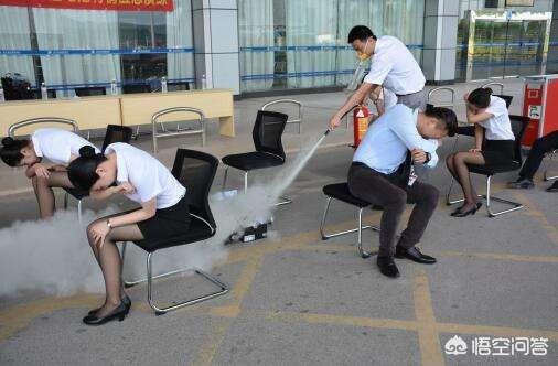空姐姐是个什么职业？
(图3)
