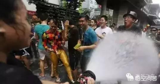 泰国泼水节:泰国的泼水节要来了，何时能去呢？