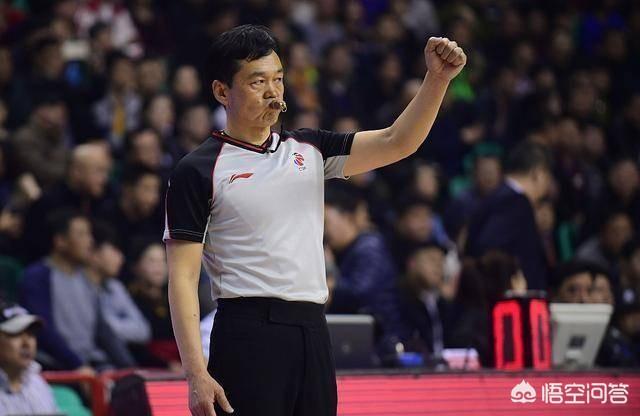 乔柏华:闫军、乔龙升，谁是CBA第一金哨