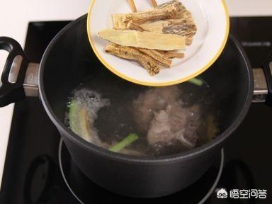 秋天排骨可以炖什么汤,排骨炖什么好吃又有营养？