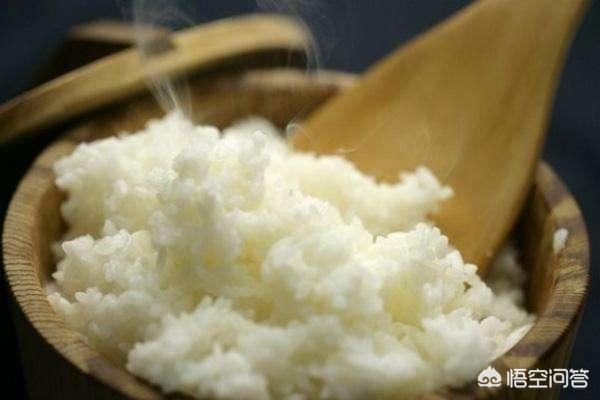 沥米饭的做法，蛋炒饭怎样做比较香隔夜饭能不能吃