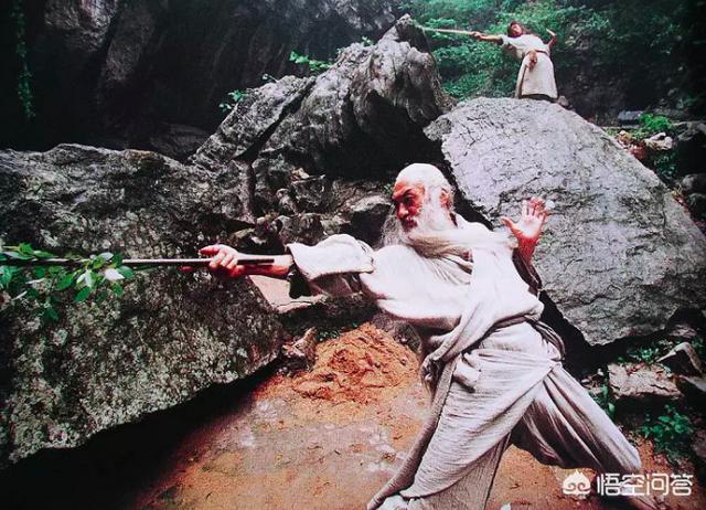 风清扬东方不败:东方不败和风清扬都动真格，死战，最后谁生谁死为什么