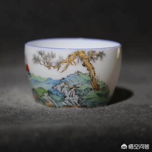 茶杯猪是真的吗:为啥小猪佩奇那么火？难道只有我觉得画面很诡异吗？