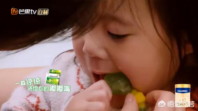 贾静雯女儿名字:贾静雯和咘咘像吗？她的3个女儿中你最喜欢谁？