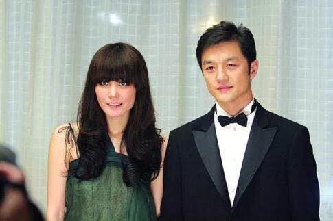 王菲离婚原因:能否根据王菲李亚鹏性格差异来揭秘他们离婚的本质原因？