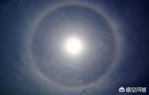 头条问答 天气很好没下雨 太阳周围的圆圈彩虹为什么会出现呢 2个回答