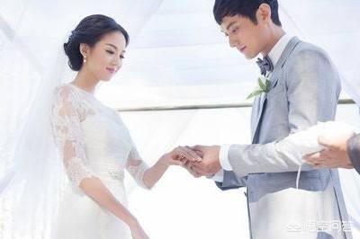 张梓琳腋下现疤痕:如何评价张梓琳在国内的地位？在娱乐圈呢？