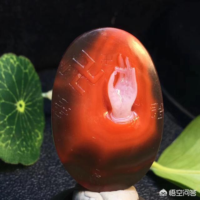 南红玛瑙的作用与功效,南红玛瑙除了好看以外，还有什么价值？