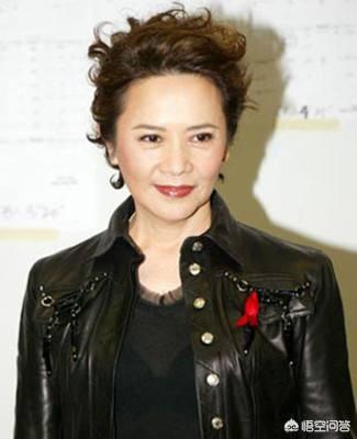 如何评价叶德娴的演技？