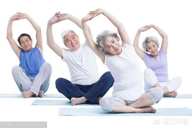 国外时尚养生,Fashion的瑜伽是否适合老年
