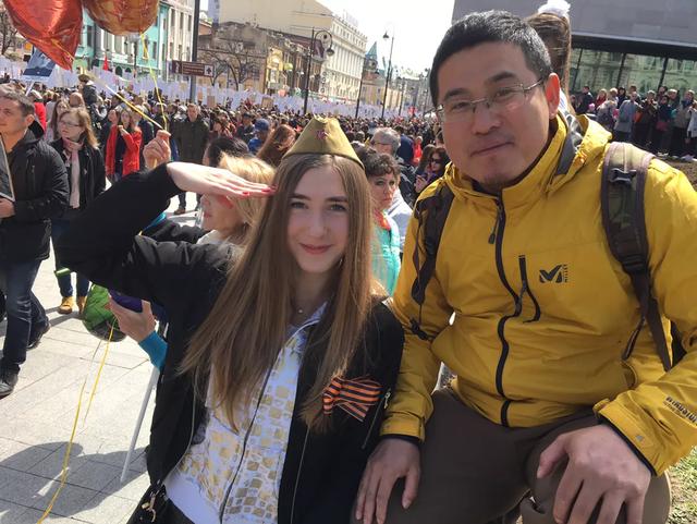 俄罗斯红场:中国军人参加俄罗斯红场阅兵后，俄罗斯国内都给了什么评价？