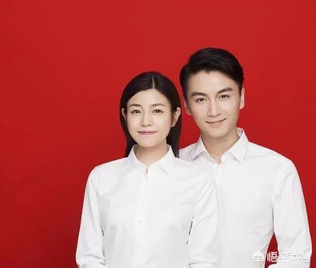 朱军老婆谭梅:朱军在老婆大风中起舞似少女太撩人，朱军赋闲在家老婆不介意吗？