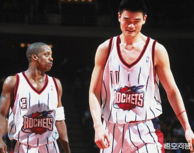 第一數據,誰知道姚明在NBA的第一年數據？