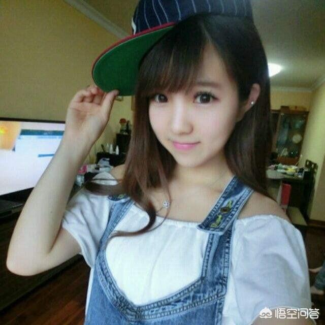如何写一个表白的简短的情诗？
