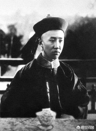 慈禧的儿子怎么死的:得知儿子被慈禧立为皇帝后，光绪帝的父亲为何当场晕死过去
