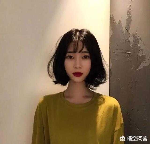 脸大的女生留什么发型好看？