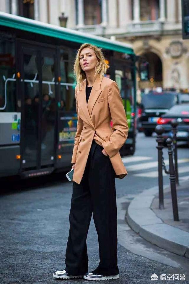 女生不喜欢穿高跟鞋，那么穿西装鞋子要怎么搭配？插图79