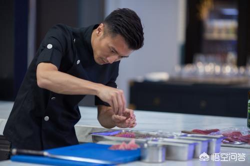 姐姐好饿谢霆锋:现实中的谢霆锋真的很会做饭吗？