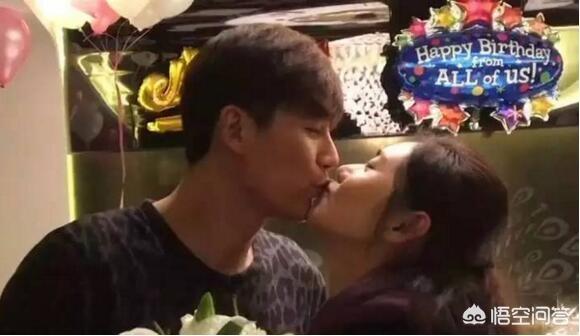 朱军老婆谭梅:朱军在老婆大风中起舞似少女太撩人，朱军赋闲在家老婆不介意吗？